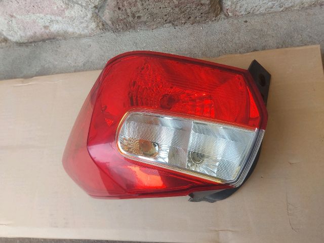 bontott SUBARU XV Jobb Hátsó Lámpa