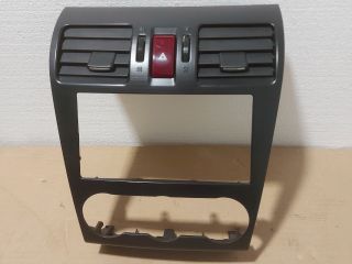 bontott SUBARU XV Középső Szellőző