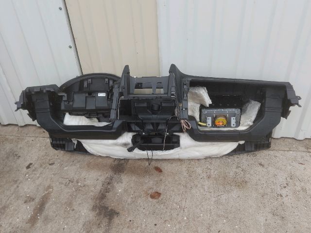 bontott SUBARU XV Műszerfal Héj