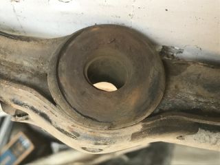 bontott SUZUKI ALTO Jobb első Lengőkar