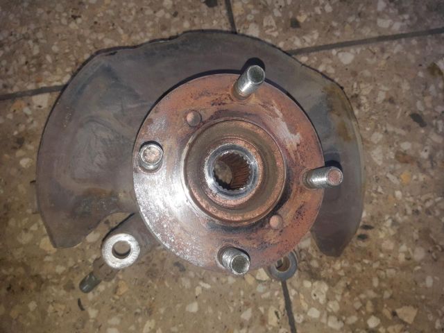 bontott SUZUKI ALTO Bal első Csonkállvány Kerékaggyal