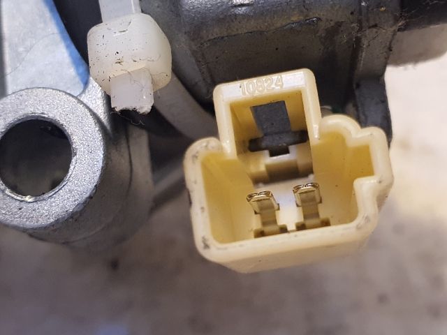 bontott SUZUKI ALTO Gyújtáskapcsoló Házzal