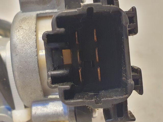 bontott SUZUKI ALTO Gyújtáskapcsoló Házzal