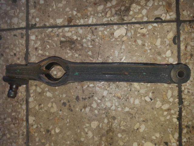 bontott SUZUKI ALTO Jobb első Lengőkar