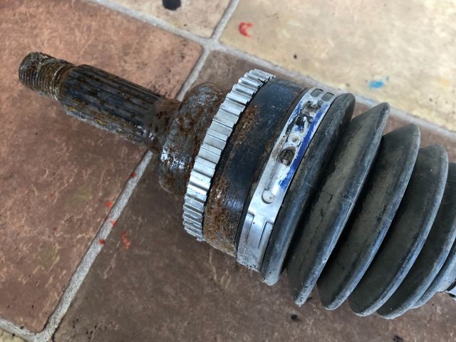 bontott SUZUKI ALTO Jobb Féltengely