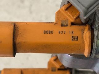 bontott SUZUKI ALTO Porlasztó Sor / Híd