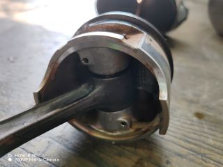 bontott SUZUKI ALTO Dugattyú és Hajtókar