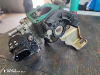 bontott SUZUKI ALTO Fojtószelep (Mechanikus)