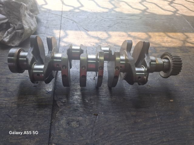 bontott SUZUKI ALTO Főtengely (Magában)