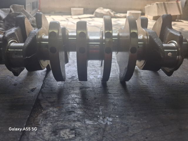 bontott SUZUKI ALTO Főtengely (Magában)