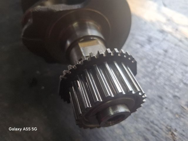 bontott SUZUKI ALTO Főtengely (Magában)