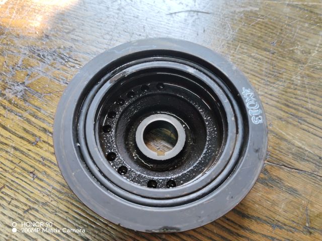 bontott SUZUKI ALTO Főtengely Szíjtárcsa