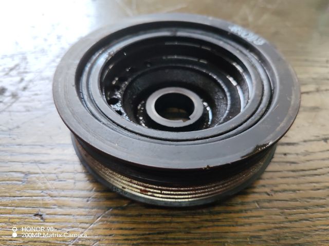 bontott SUZUKI ALTO Főtengely Szíjtárcsa