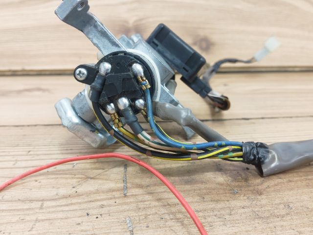 bontott SUZUKI ALTO Gyújtáskapcsoló