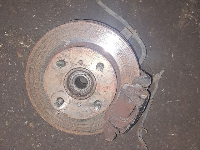 bontott SUZUKI ALTO Jobb első Csonkállvány Kerékaggyal