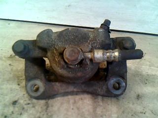 bontott SUZUKI ALTO Jobb első Féknyereg Munkahengerrel