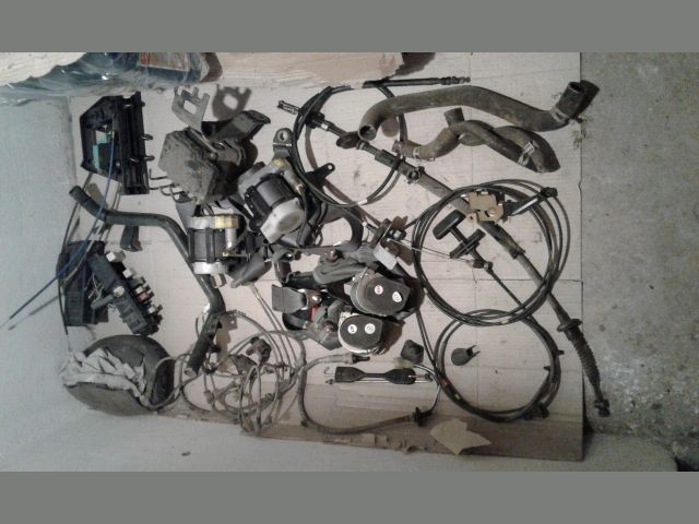 bontott SUZUKI ALTO Jobb első Lengőkar