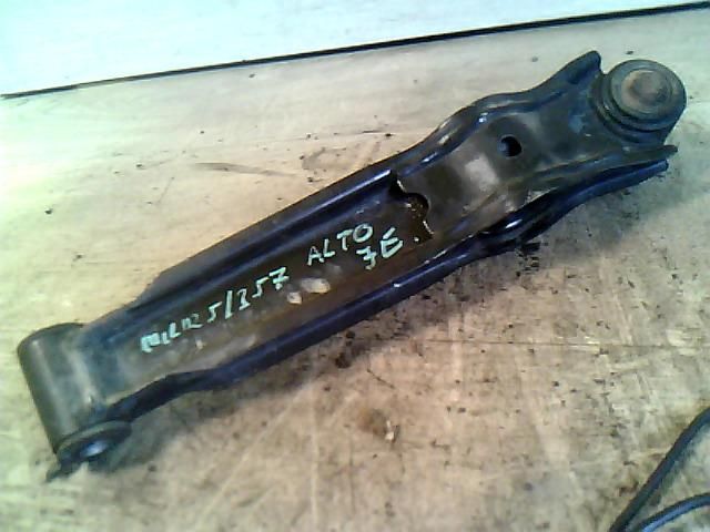bontott SUZUKI ALTO Jobb első Lengőkar