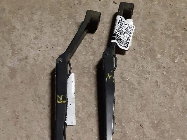 bontott SUZUKI ALTO Jobb első Lengőkar