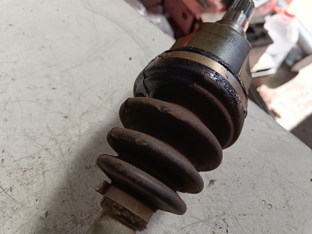 bontott SUZUKI ALTO Jobb Féltengely