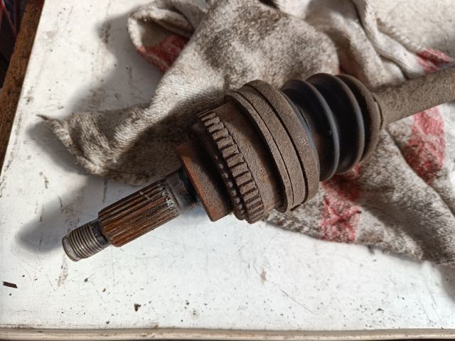 bontott SUZUKI ALTO Jobb Féltengely