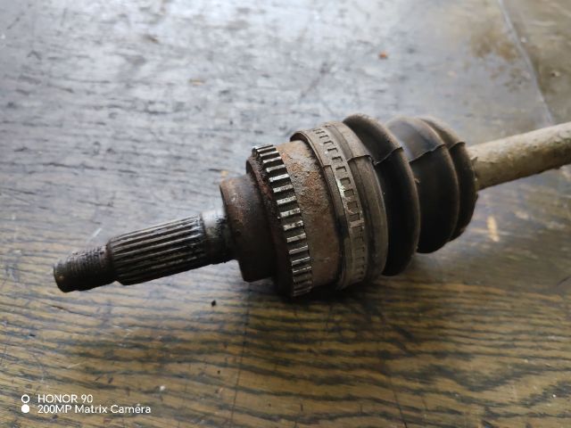 bontott SUZUKI ALTO Jobb Féltengely