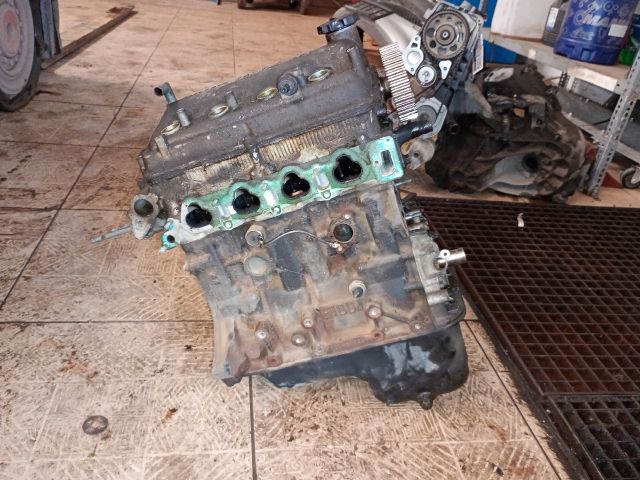 bontott SUZUKI ALTO Motor (Fűzött blokk hengerfejjel)