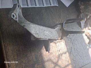 bontott SUZUKI ALTO Motor Tartó Bak (Fém)