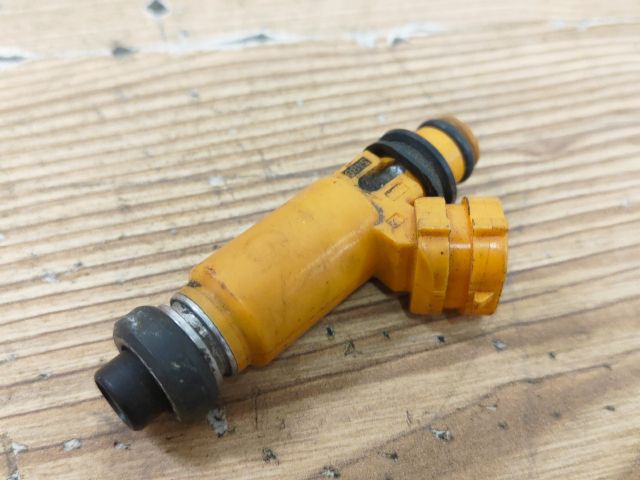 bontott SUZUKI ALTO Porlasztó (1 db)