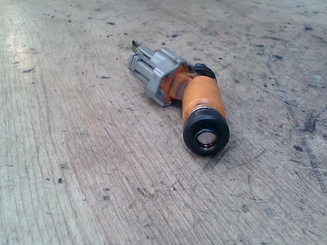 bontott SUZUKI ALTO Porlasztó (1 db)