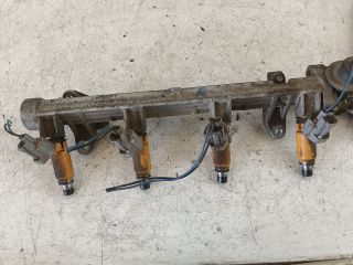 bontott SUZUKI ALTO Porlasztó Sor / Híd