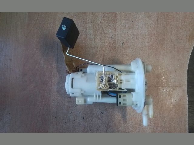 bontott SUZUKI ALTO Üzemanyag Szivattyú