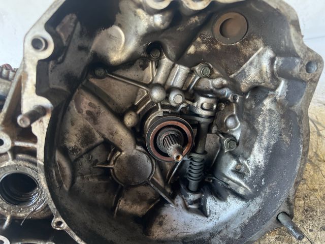 bontott SUZUKI ALTO Váltó (Mechanikus)