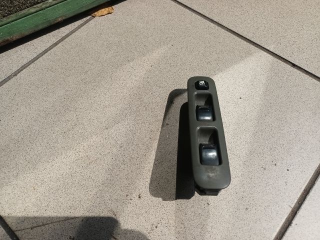 bontott SUZUKI ALTO Ablakemelő Kapcsoló Négyes / Kettes