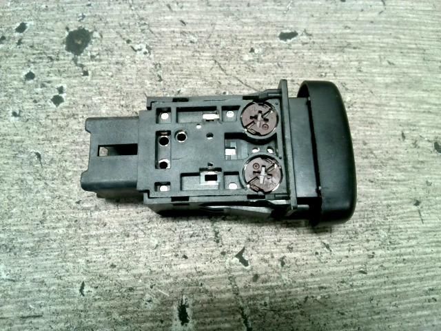 bontott SUZUKI ALTO Ablakfűtés Kapcsoló