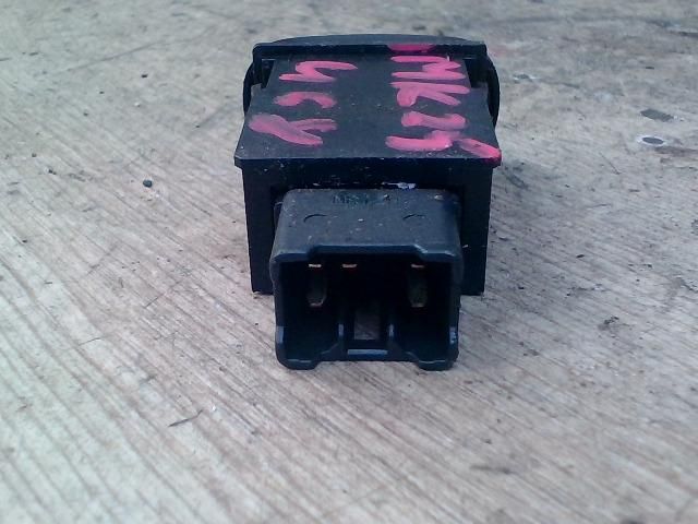 bontott SUZUKI ALTO Ablakfűtés Kapcsoló