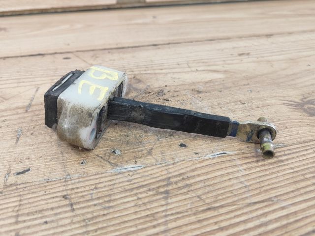 bontott SUZUKI ALTO Bal első Ajtóhatároló