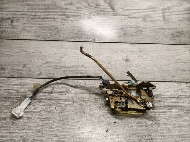 bontott SUZUKI ALTO Bal első Ajtózár