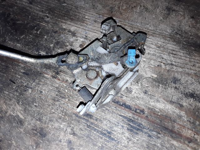 bontott SUZUKI ALTO Bal első Ajtózár