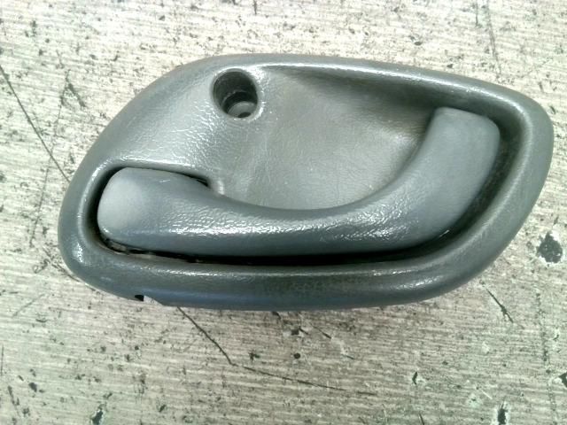 bontott SUZUKI ALTO Bal első Belső Kilincs