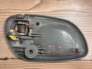 bontott SUZUKI ALTO Bal első Belső Kilincs