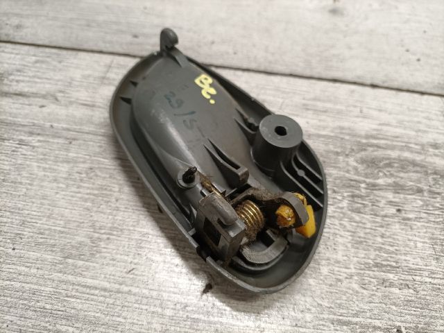 bontott SUZUKI ALTO Bal első Belső Kilincs