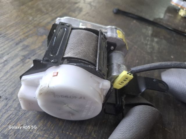 bontott SUZUKI ALTO Bal első Biztonsági Öv