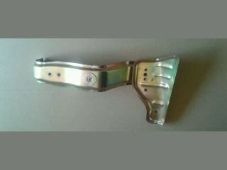 bontott SUZUKI ALTO Bal első Lökhárító Merevítő Tartó (Fém)