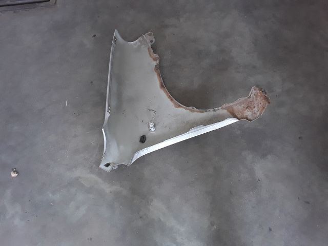 bontott SUZUKI ALTO Bal első Sárvédő