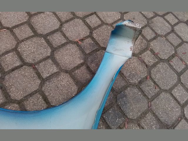 bontott SUZUKI ALTO Bal első Sárvédő