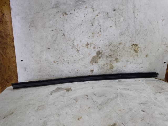 bontott SUZUKI ALTO Bal első Vízlehúzó Gumicsík