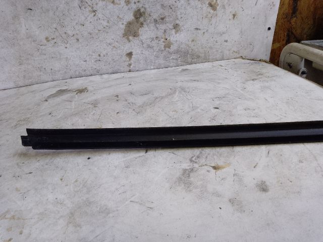 bontott SUZUKI ALTO Bal első Vízlehúzó Gumicsík