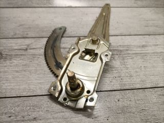 bontott SUZUKI ALTO Bal hátsó Ablakemelő Szerkezet (Mechanikus)