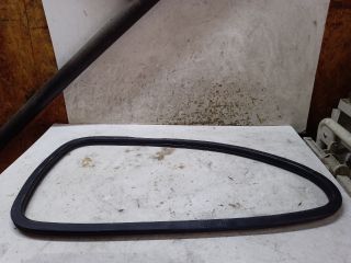 bontott SUZUKI ALTO Bal hátsó Ablakvezető Gumi